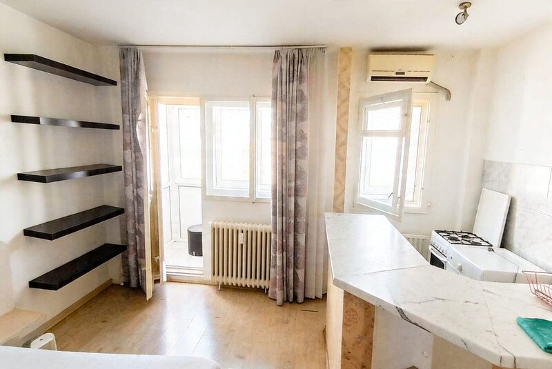 Muncii, Campia Libertatii, bloc mixt, garsoniera.